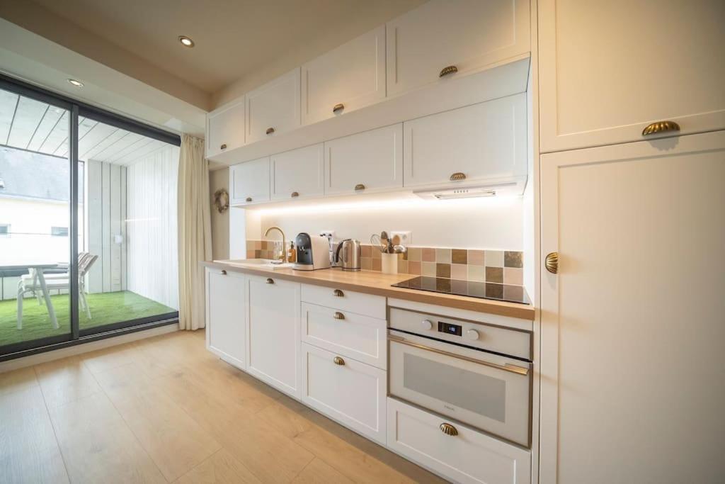 Apartment & 